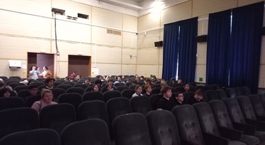 Патриотический кинопоказ для первокурсников