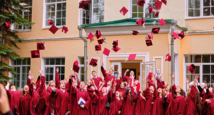 Предварительное бронирование мест в колледже «ВШП»